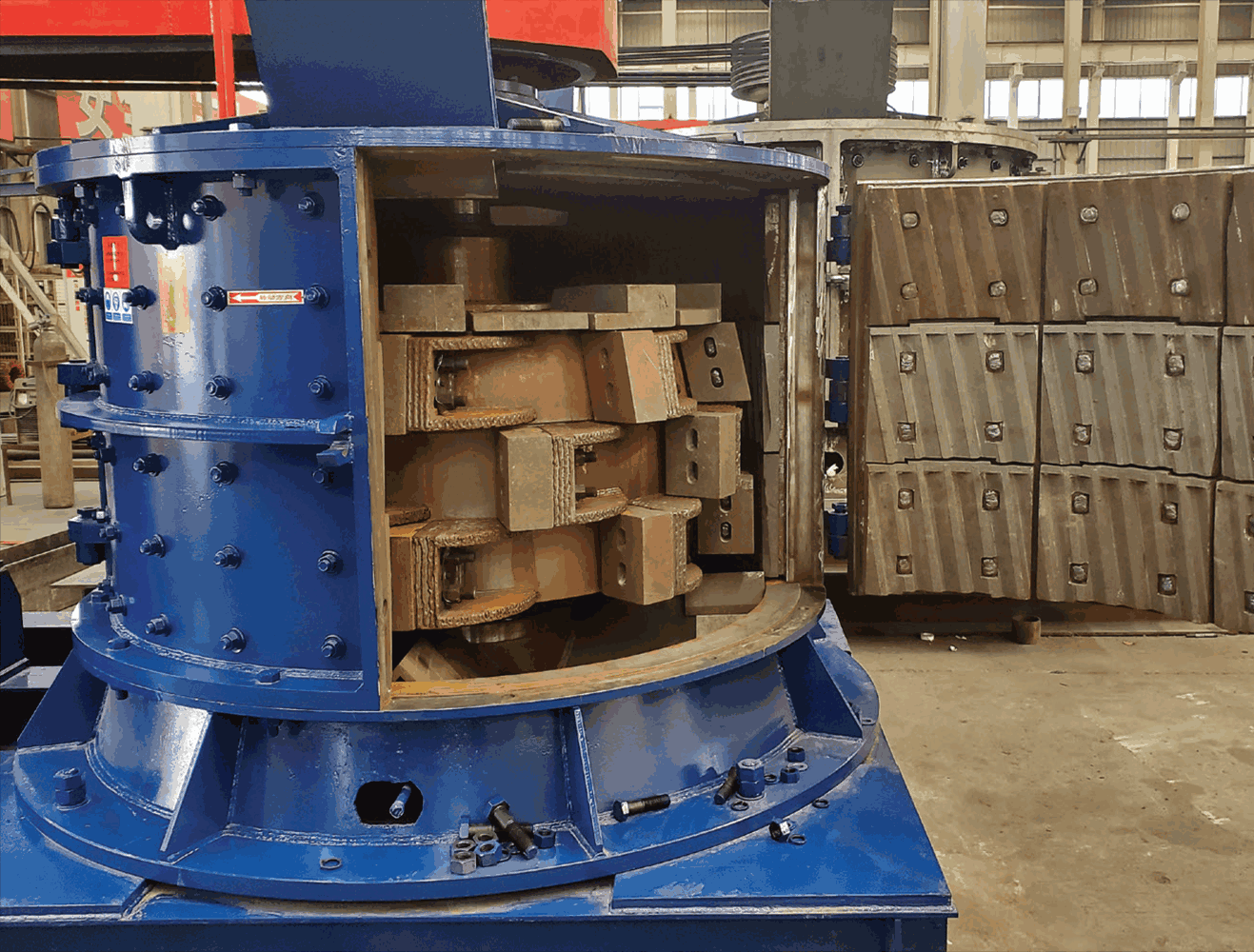 Vertical Composite Crusher - LLF D&G Machinery manufacturer China